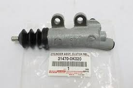 Toyota Cylinder Assembly for Smooth Clutch Operation - 31470-0K020