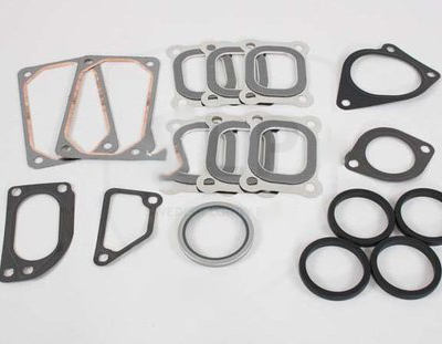 VOLVO - Manifold Gasket Set  For Volvo 1241 P/N: 3832968